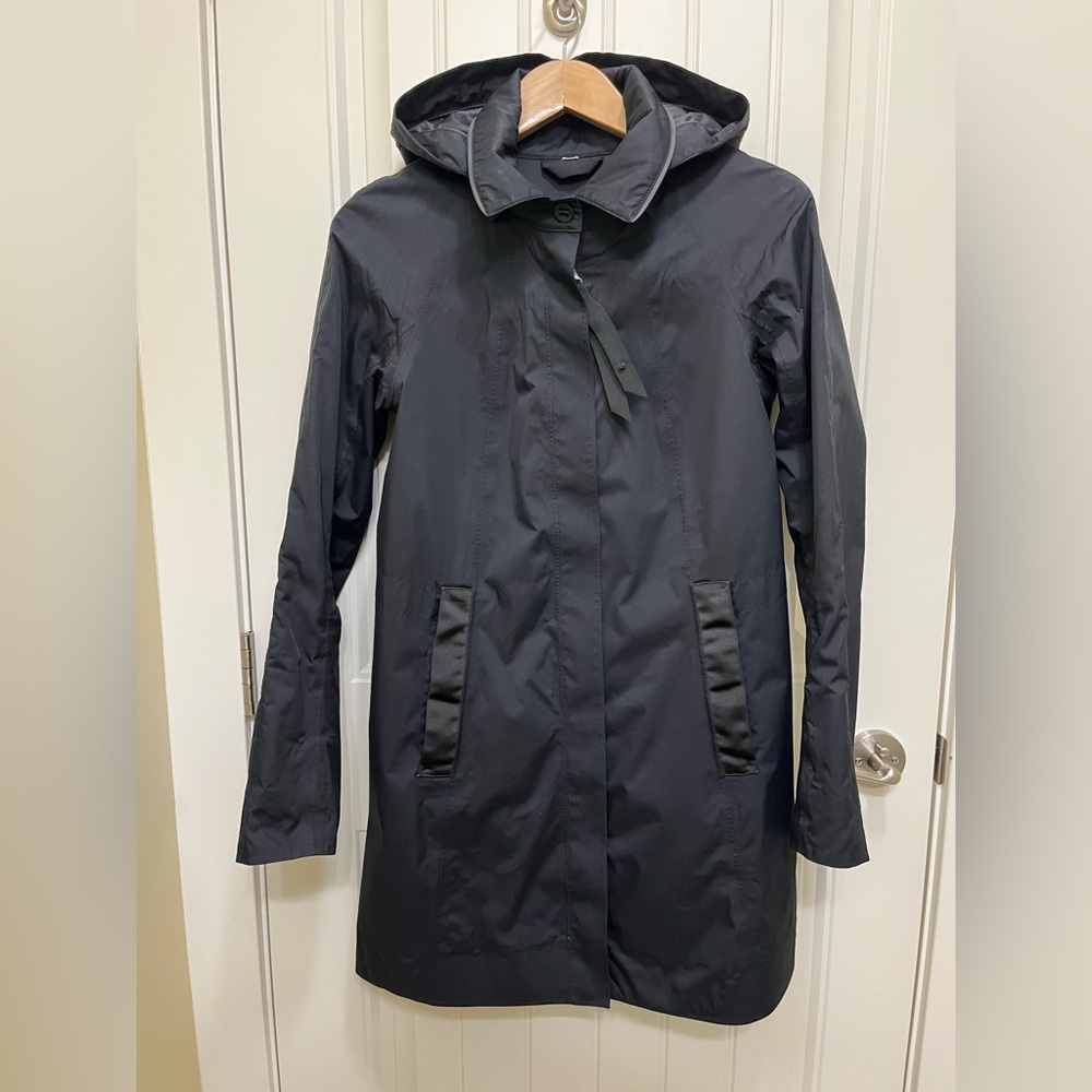 Lululemon Rain On Jacket